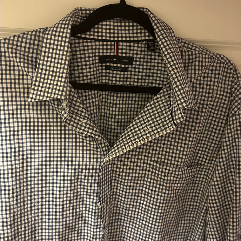 Tommy Hilfiger Navy and White Checked Button-Down Shirt Men’s - size 2xl